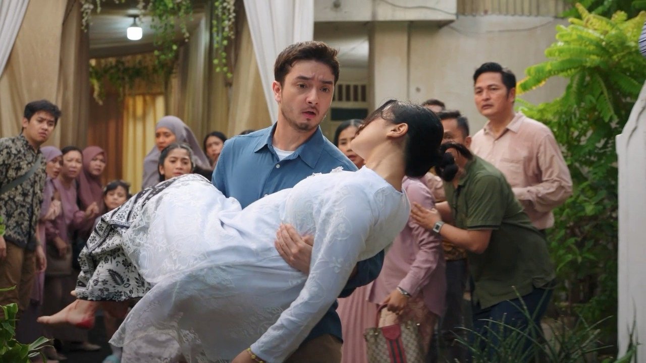 دانلود فيلم Pantaskah Aku Berhijab 2024 | آیا باید حجاب داشته باشم؟