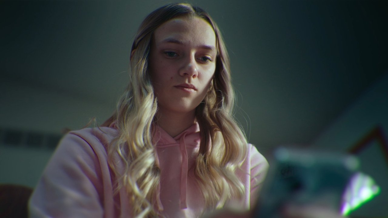 دانلود فيلم Unknown Number: The High School Catfish 2025 | شماره ناشناس: گربه‌ماهی دبیرستانی